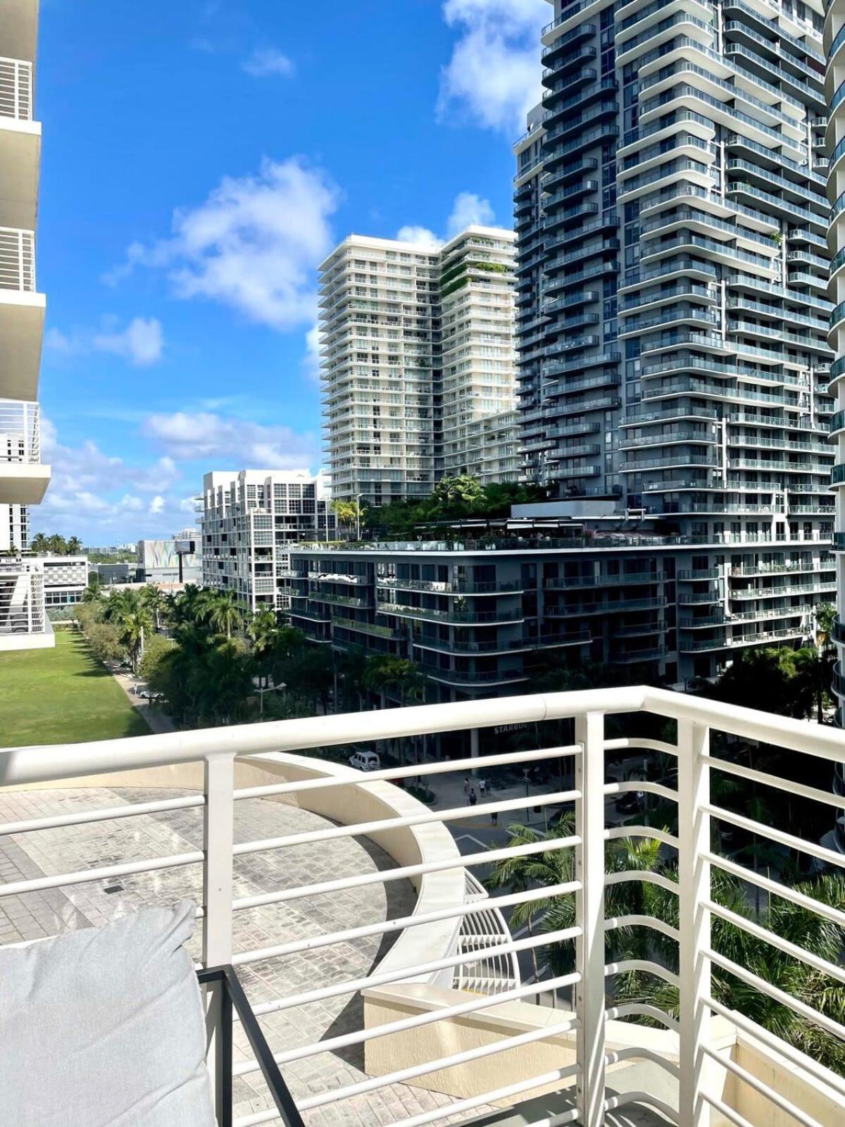 City Condo In Midtown Wynwood With Pool And Parking Miami Exterior foto